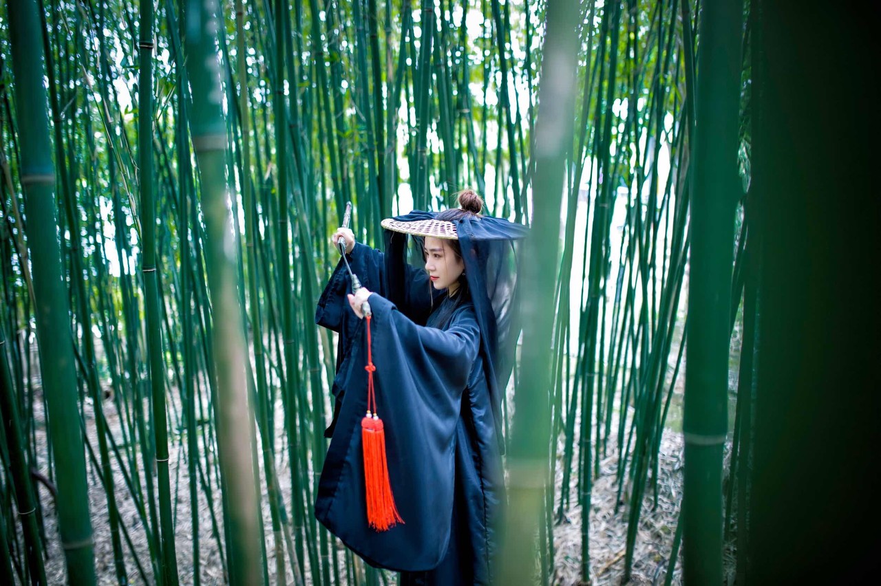 小说：奶奶滴，跟我玩阴的是吧？