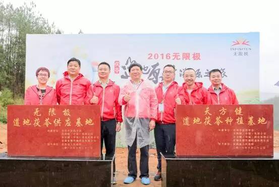 旅游市场显现出持续火爆的新气象,旅游商品国际市场需求