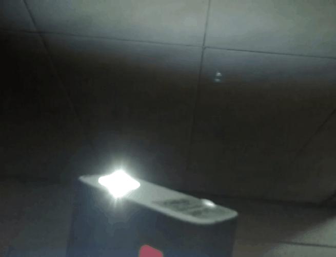 【ZNDS众测】瞬间启动汽车的卡儿酷汽车应急启动电源