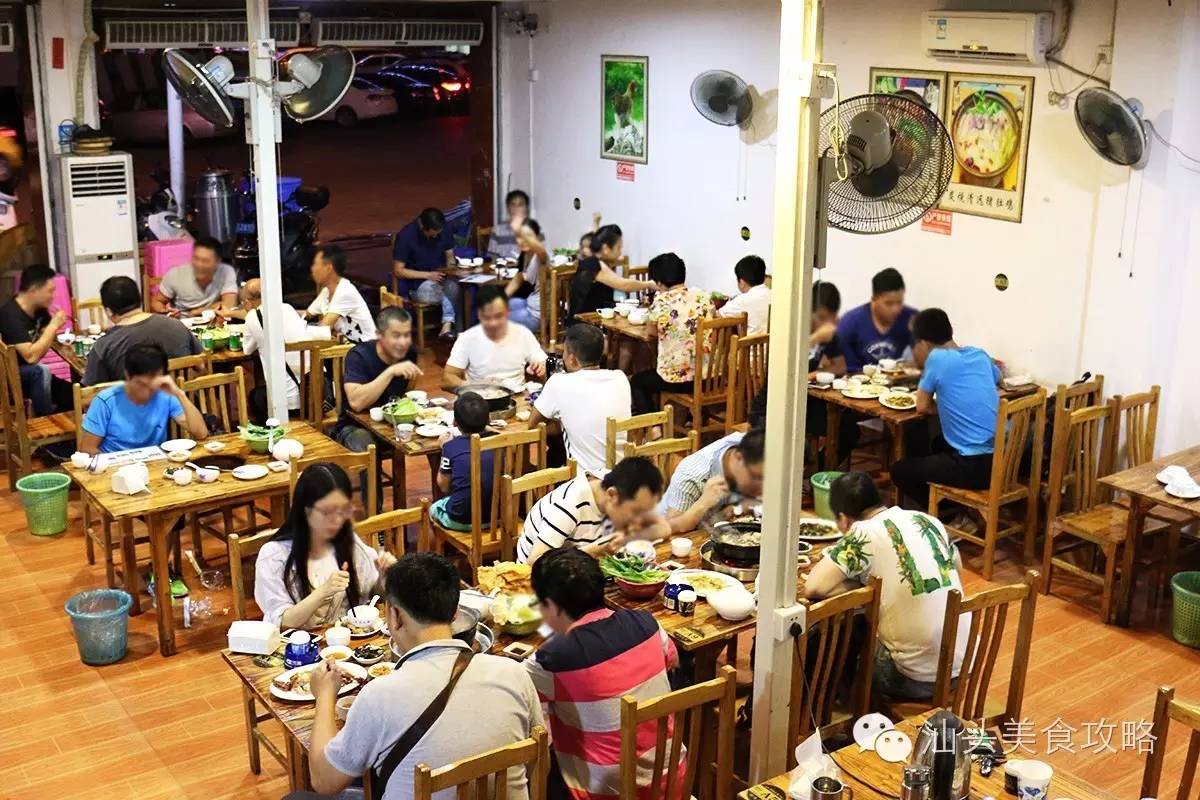 一大班汕头吃货争着到这家店*鸡叫**，竟引起一场“骚乱”！手快有手慢没！