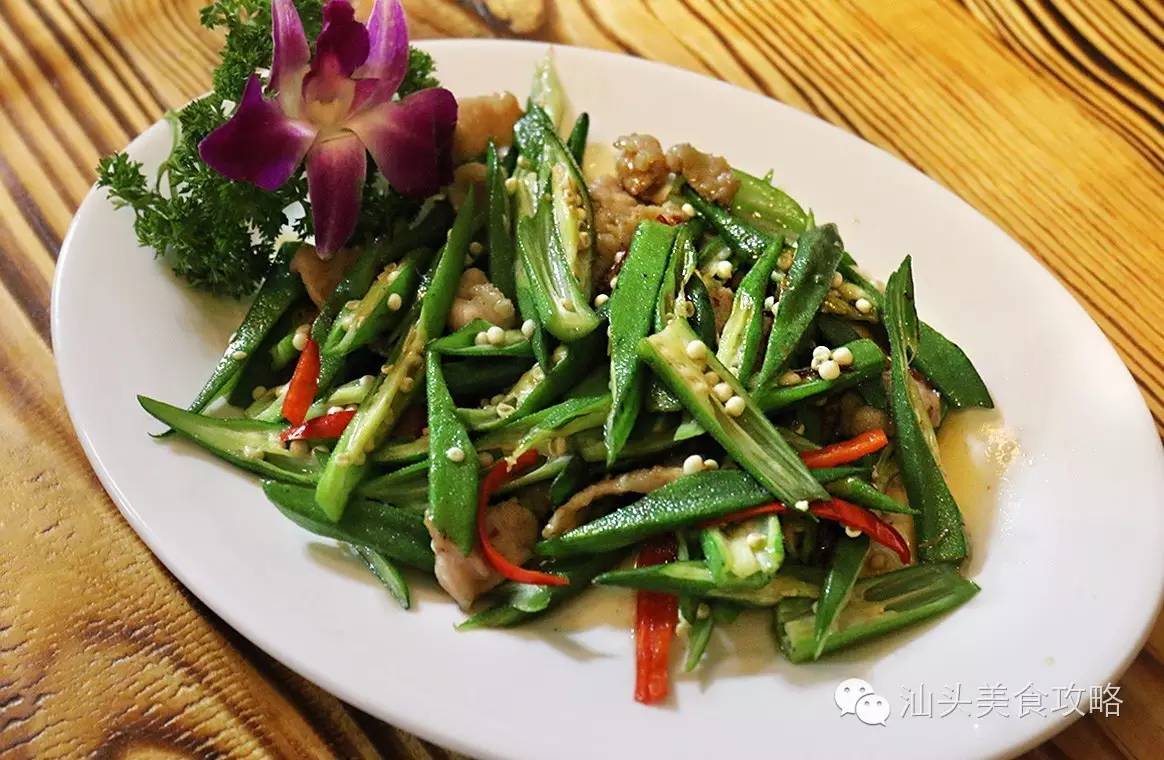 一大班汕头吃货争着到这家店*鸡叫**，竟引起一场“骚乱”！手快有手慢没！