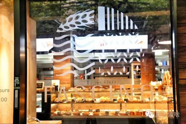 厉害了!魔都这条路上的面包比Farine好吃，梧桐比武康路还美