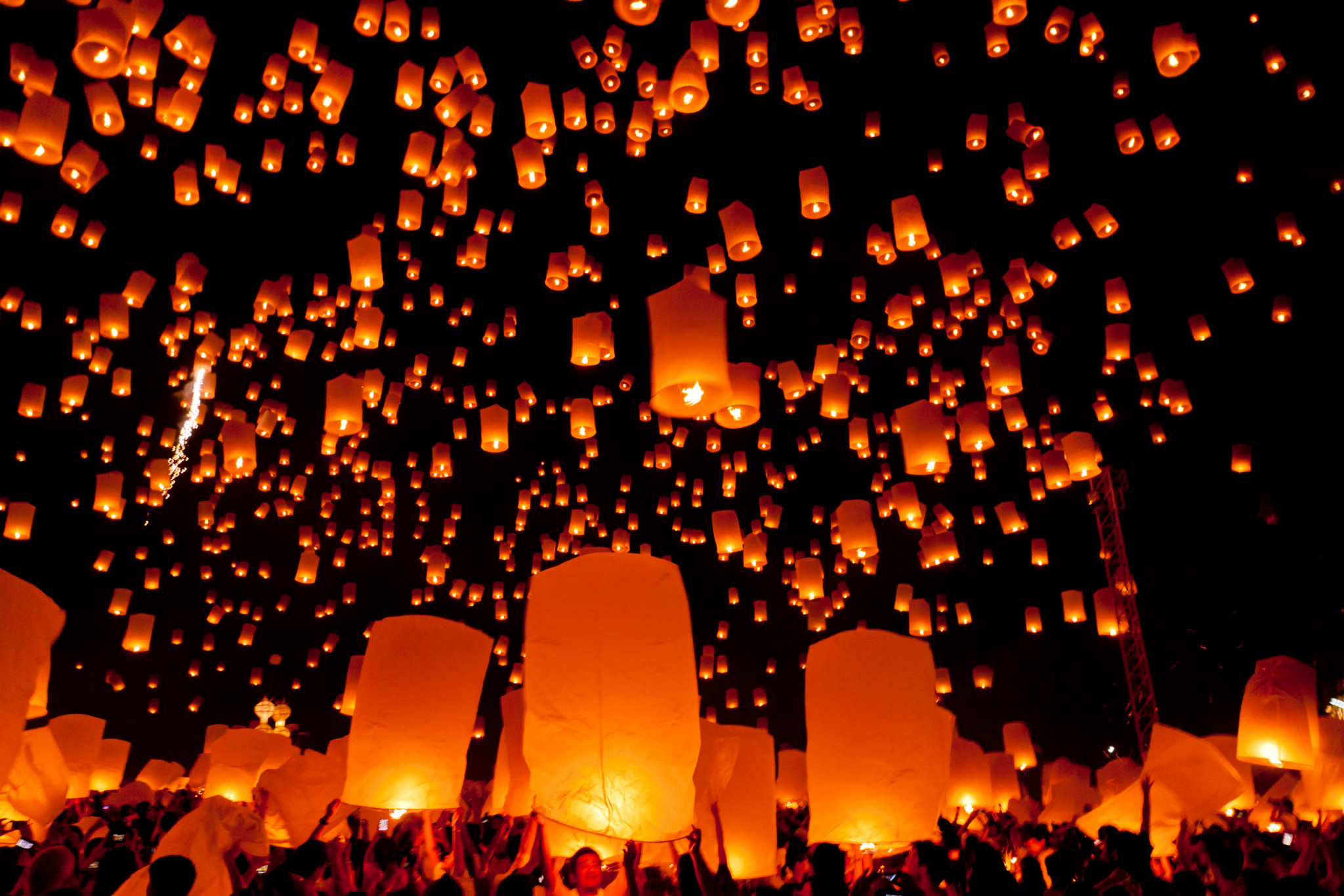 泰国国王去世是哪一年,泰国国王普密蓬去世