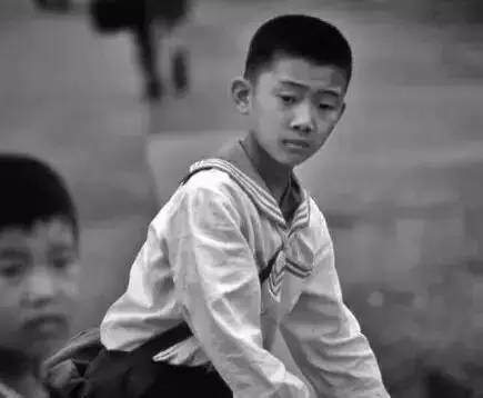 90后小时候爆款衣服,00后童年记忆中最深的衣服