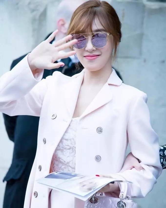 少时tiffany穿搭,少时tiffany综艺