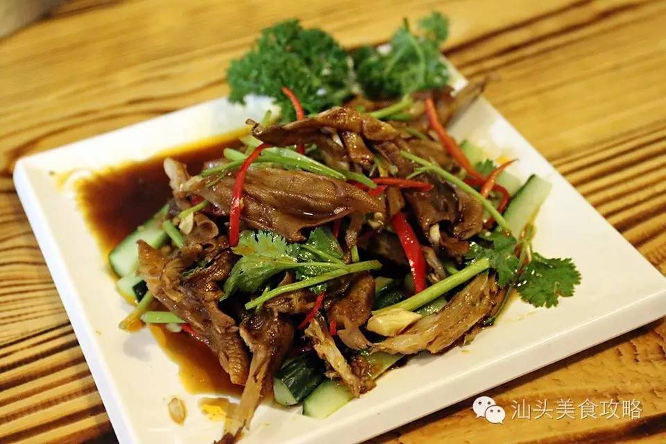 一大班汕头吃货争着到这家店*鸡叫**，竟引起一场“骚乱”！手快有手慢没！