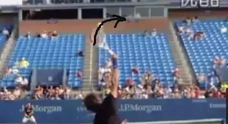 网球上旋球难回击,网球上旋球发全力不出界