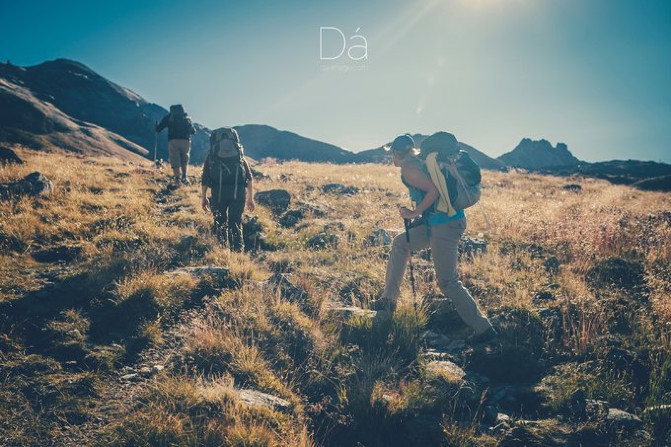 阿尔卑斯山徒步视频大全,瑞士阿尔卑斯山脉徒步实测