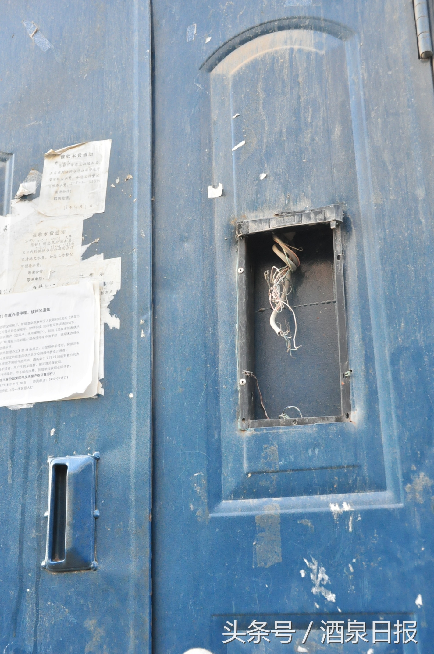 酒泉有很多电子单元门成摆设