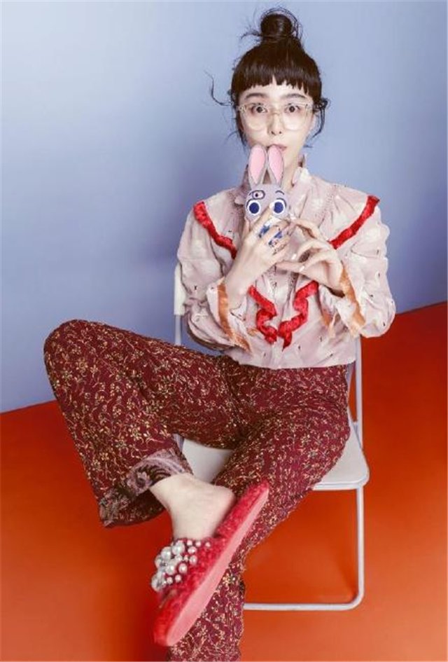 欧阳娜娜休闲装一身黑的打扮,欧阳娜娜打扮视频完整版