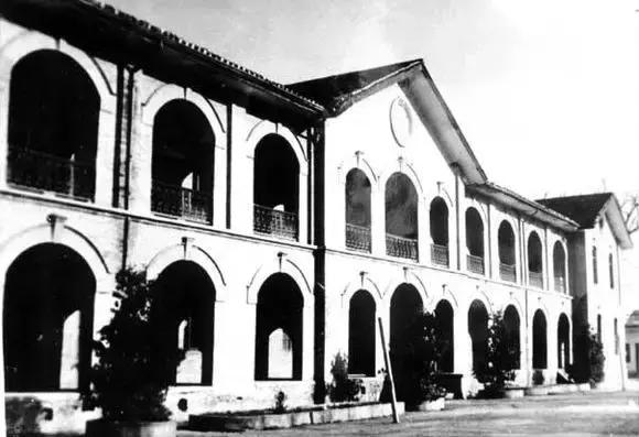 边远山区最穷学校,穷乡僻壤学校