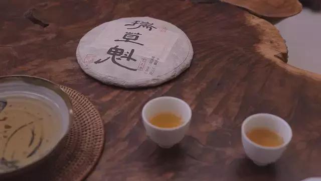 喝普洱茶多了胃难受怎么办,喝普洱茶身体发热怎么回事