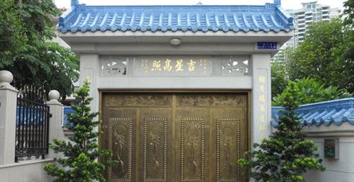 围墙大门怎么设计才好风水,围墙大门与正屋大门位置如何选择