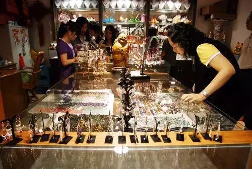 梧州第十八届人工宝石节开幕式,梧州宝石节2023美食节在哪里