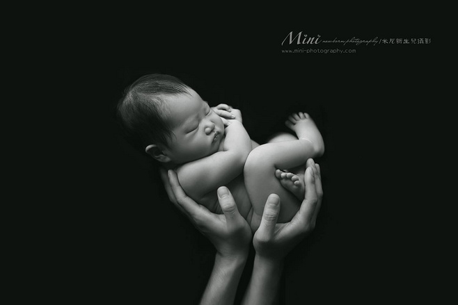 头型还能睡圆嘛,2岁了平头头型宝宝还能睡好吗