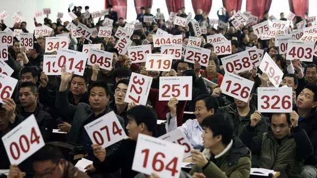 拍卖的公车是否值得入手,公车拍卖价格为什么那么便宜