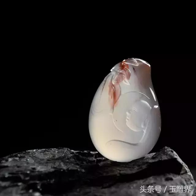 肖亚男巧琢南红仕女，演绎大唐风韵，真美！