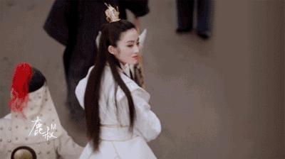 你妈做梦也没想到，你居然会被一个女人掰弯！