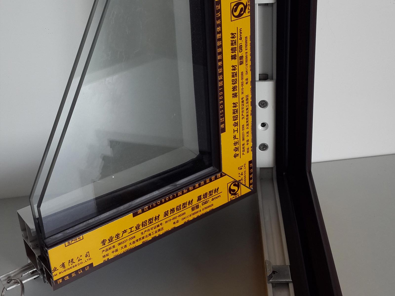 塑钢门窗十大品牌排名选哪一个呢,塑钢门窗型材十大名牌排名及价格