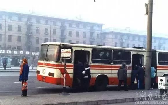 北京老司机开的碉堡公交线，坐过一条你就老了！