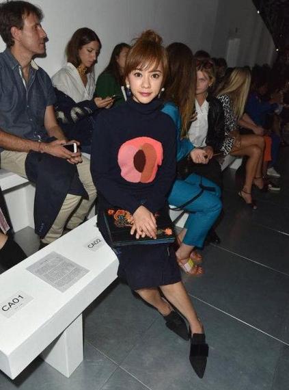 陈意涵惊艳时装周,陈意涵未ps照