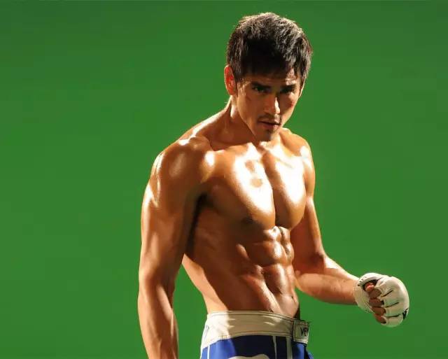 彭于晏湄公河行动撞游艇片段,湄公河行动超燃彭于晏