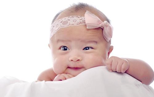 婴儿出生体重4斤8两正常吗,新生儿体重4斤8两正常吗