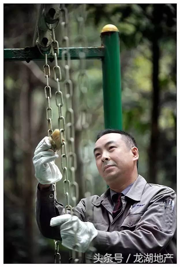 没有物管的老小区该找谁,没有物业的老小区归谁管