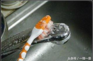 刷了那么久牙怎么还是有口臭,刷了几十年的牙膏