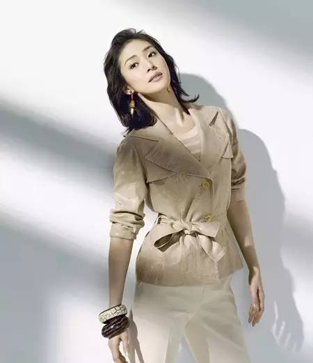 你妈做梦也没想到，你居然会被一个女人掰弯！