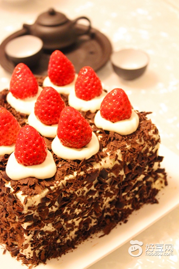 85度c樱桃黑森林蛋糕,黑森林樱桃蛋糕的做法