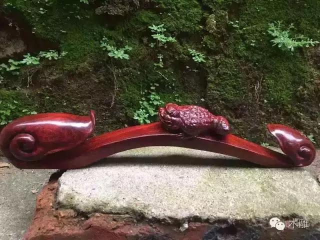 带星星的手串都是什么材质,小叶紫檀带星星是真的吗