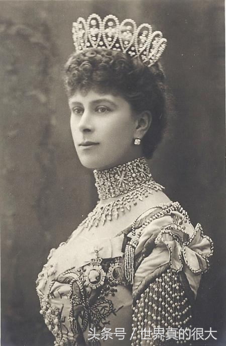 世上最萌小王子备受非议，只因他收了1.8万英镑的牧羊人小屋