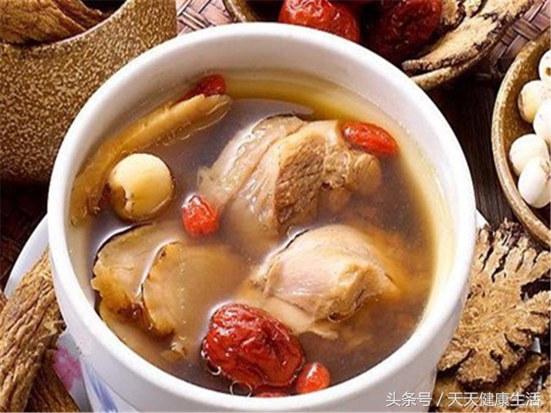 嘴里经常发咸甜是脾胃病的表现吗,嘴里清淡是什么原因