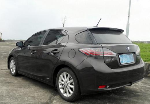 雷克萨斯ct混动油耗,油电混动雷克萨斯ct200h