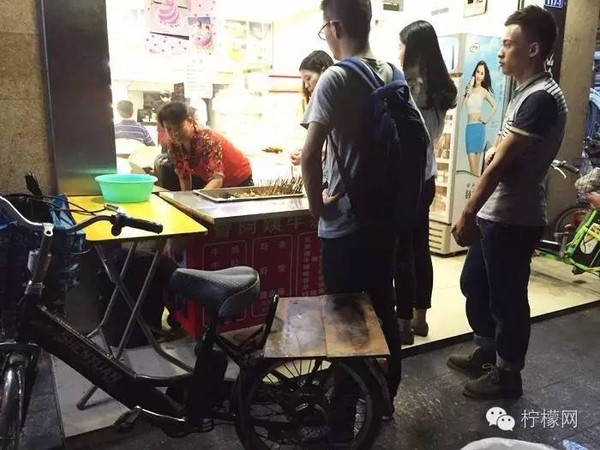 深圳学校门口的热门小吃,大学生校门口美食推荐