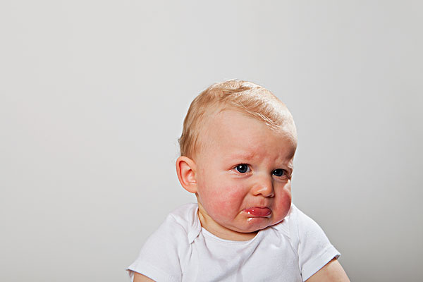 小朋友容易中暑怎么回事,现在孩子为什么容易中暑