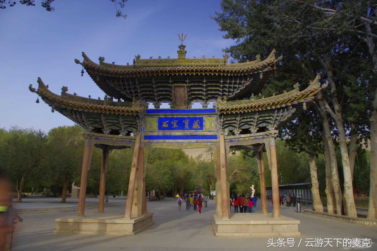 手牵手一起走遍大自然每个角落,手牵手一起走遍祖国的每个角落