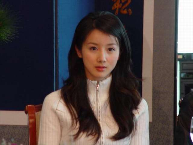 女明星整容后后遗症,女明星整容后出现后遗症