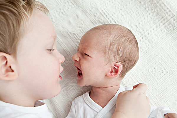 小朋友容易中暑怎么回事,现在孩子为什么容易中暑