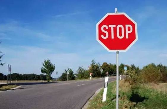 美国撞车怎么处理,在美处理车祸的6个重要步骤