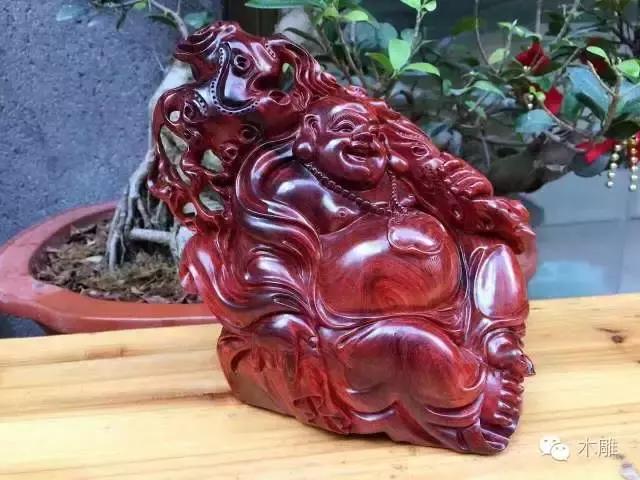 带星星的手串都是什么材质,小叶紫檀带星星是真的吗