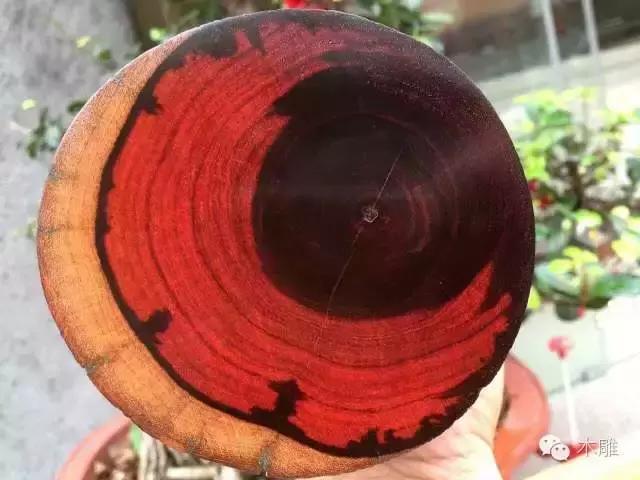 带星星的手串都是什么材质,小叶紫檀带星星是真的吗