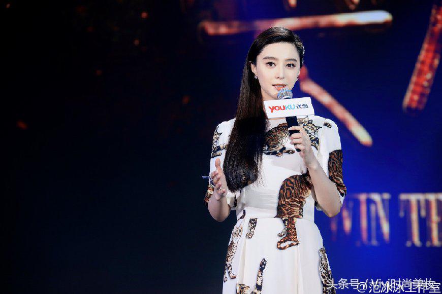 最美猫奴争夺战！铲屎官范冰冰、baby撞衫猫咪洋装谁出彩？