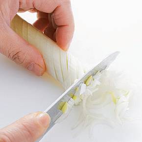深夜别人发美食怎么评论,半夜怎么幽默的评论别人发的美食