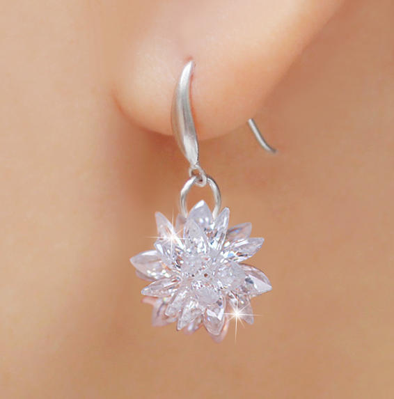 必备的几款配饰,配饰让你看起来高级