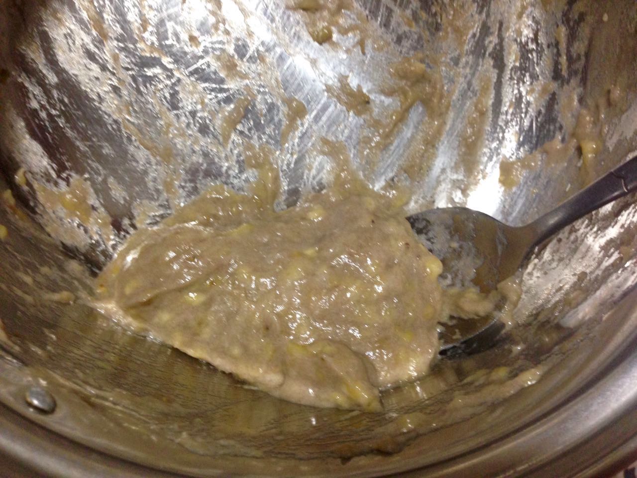 香蕉快坏了怎么处理,香蕉快坏了吃不完怎么做成饮品