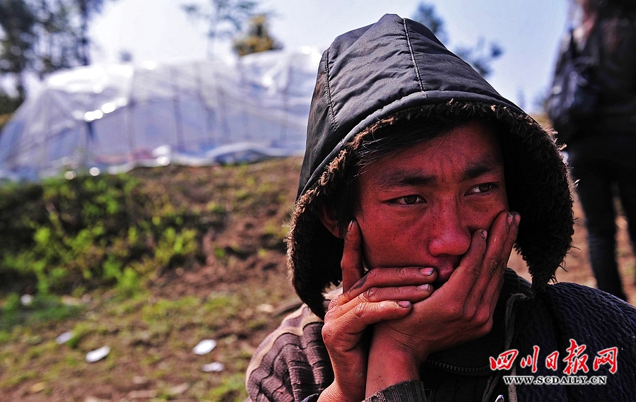 西部刀手，行走于中国道教神山四川洪雅瓦屋山，暗藏杀伐之气！