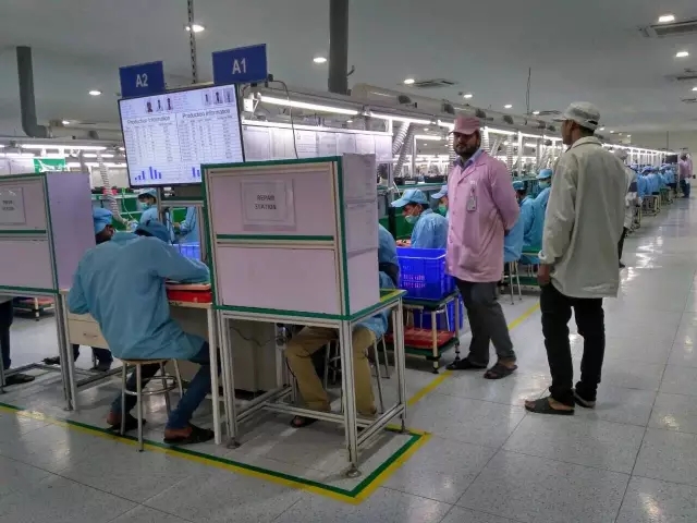 中国手机产业视察团走进Intex、闻尚