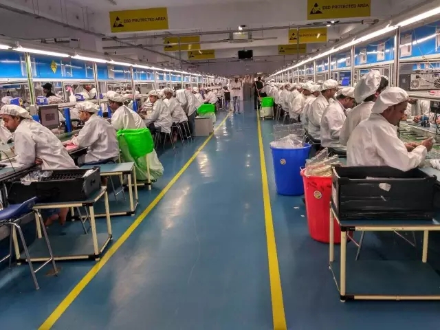 中国手机产业视察团走进Intex、闻尚